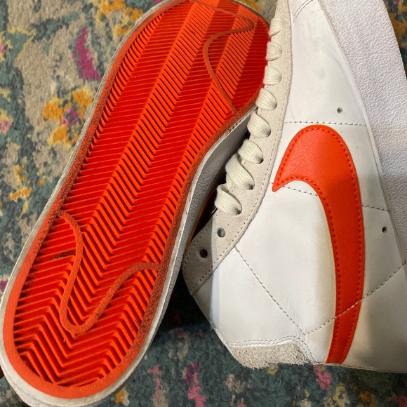 Nike Blazer Mid '77 SE White Orange Sail First Use Women's 8.5 RARE - Picture 13 of 14